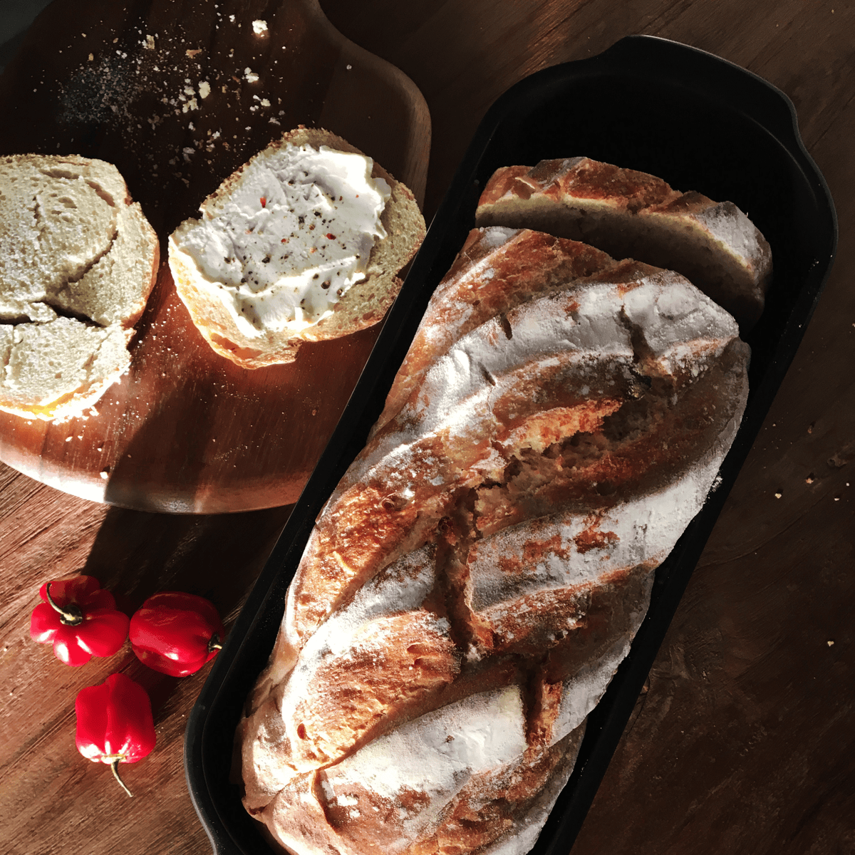 Pullman/Long Loaf Bread Baker Bakeware Emile Henry USA Charcoal 